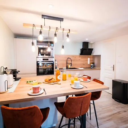 La Maison Velours - 2 Bedrooms - Cozy Et Elegant